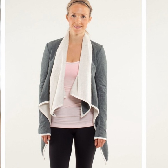 Lululemon Presence of Mind Jacket Polar Cream - size 10 - Picture 1 of 16